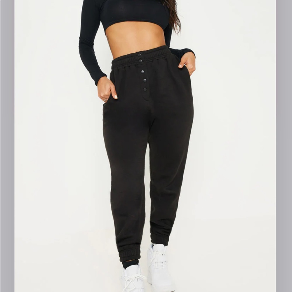 PrettyLittleThing Popper Front Jogger | Brand new